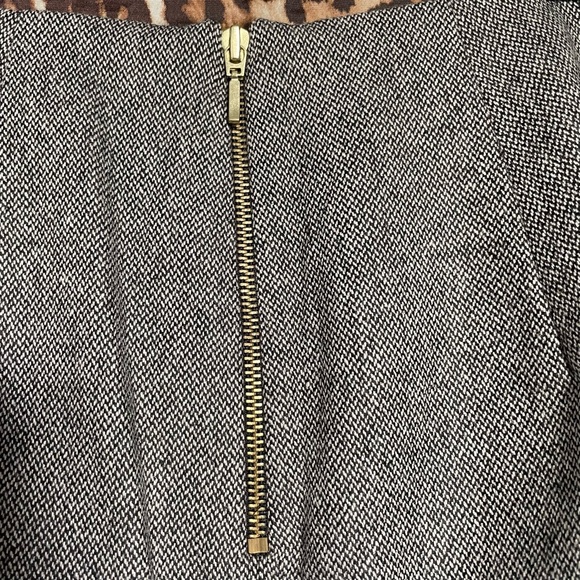 Express Design Studio - Wool Blend Gray Pencil Skirt - Size 2 - Picture 4 of 8